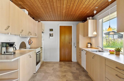 Saksild Strand House | Lovely home in Odder with WiFi