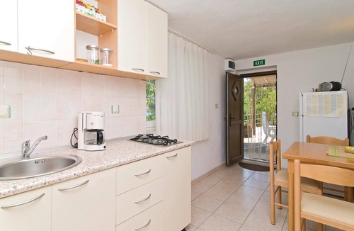 Okrug Donji House | Lovely home in Okrug Donji
