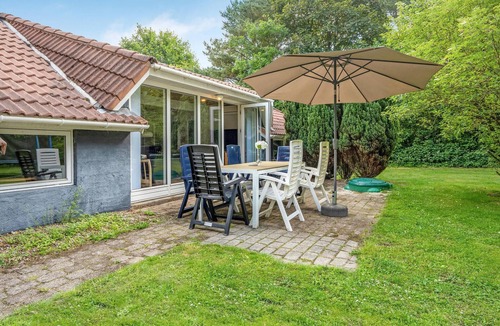Jegum House | Lovely home in Oksbøl with sauna