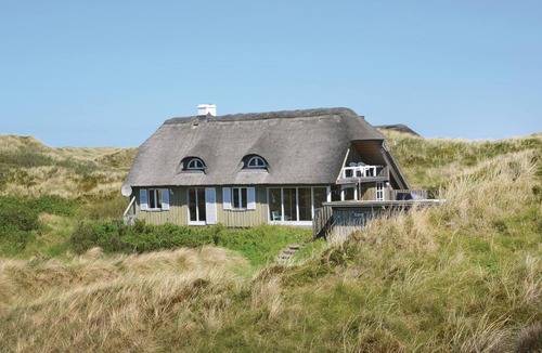 Grærup Strand House | Lovely home in Oksbøl with sauna
