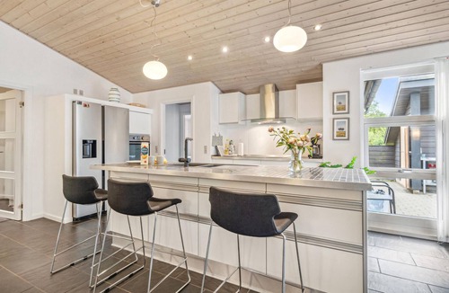 Jegum House | Lovely home in Oksbøl with sauna