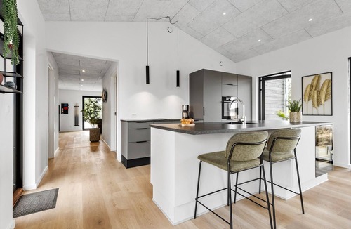 Grærup Strand House | Lovely home in Oksbøl with sauna