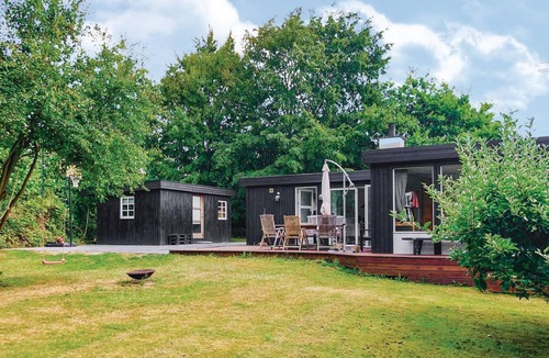 Olsted House | Lovely home in ølsted with WiFi