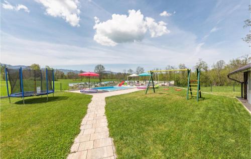 Gospic House | Lovely Home In Ornice