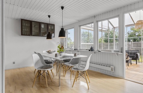 Hasmark Strand House | Lovely home in Otterup with WiFi