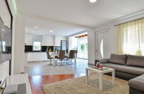 Donji Prolozac House | Lovely home in Prolozac Donji