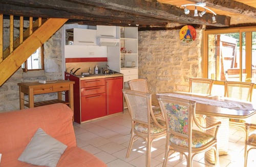 Padirac House | Lovely home in Padirac with WiFi