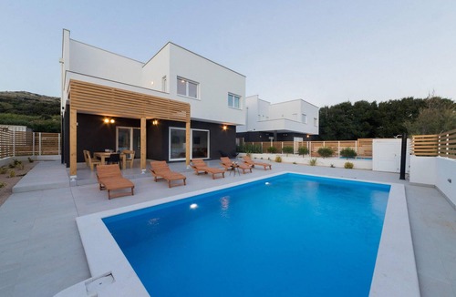 Pag House | Lovely home in Pag with WiFi