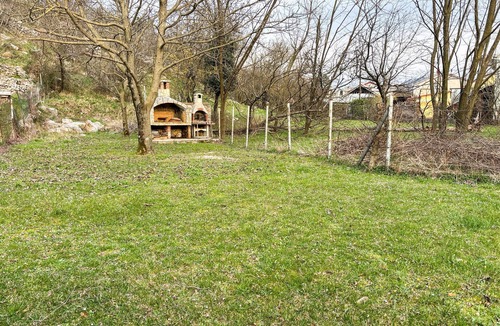 Podhum House | Lovely home in Podhum with house a panoramic view