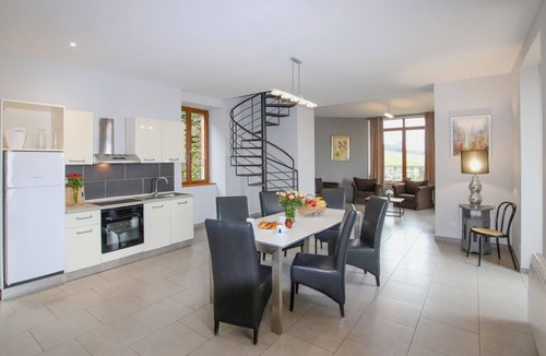 Privas House | Lovely home in Privas with sauna