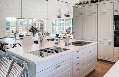Rømø Kirkeby House | Lovely home in Rømø with sauna