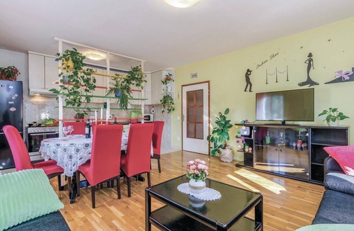 Popovici House | Lovely home in Radovcici