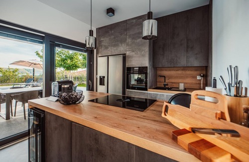 Rtina House | Lovely home in Razanac