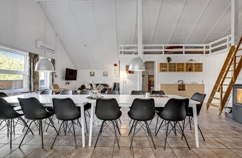 Lodbjerg Hede House | Lovely home in Ringkøbing with sauna