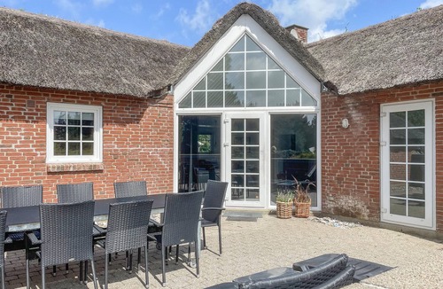 Klegod Strand House | Lovely home in Ringkøbing with sauna