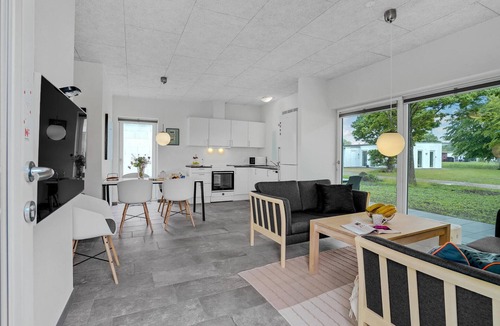 Ringkobing House | Lovely home in Ringkøbing with kitchen