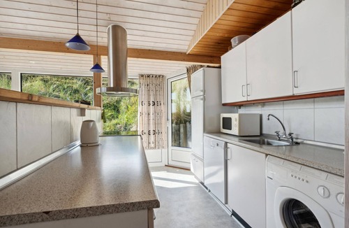 Houvig Strand House | Lovely home in Ringkøbing with WiFi