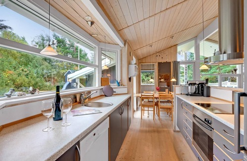Kramnitse House | Lovely home in Rødby with kitchen