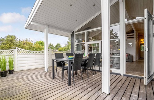 Kramnitse House | Lovely home in Rødby with kitchen