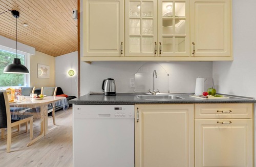 Kramnitse House | Lovely home in Rødby with WiFi