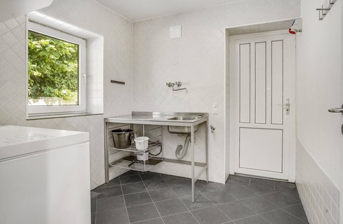 Diernæs House | Lovely home in Rødekro with kitchen