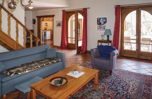 Roquebrun House | Lovely home in Roquebrun with kitchen
