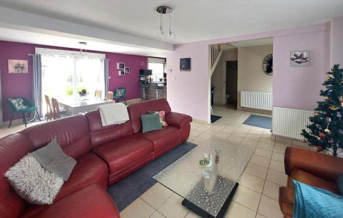 Roquetoire House | Lovely Home In Roquetoire With Wifi