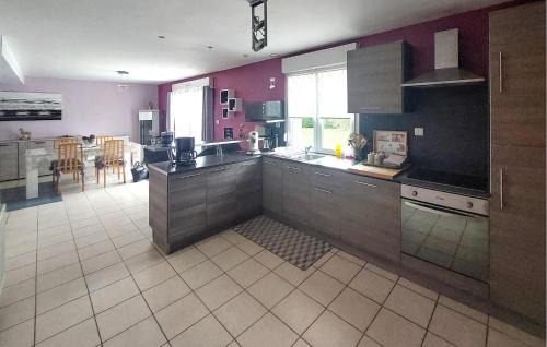 Roquetoire House | Lovely Home In Roquetoire With Wifi