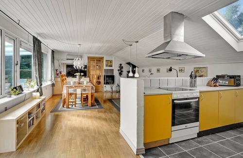 Floutrup House | Lovely home in Roslev with WiFi