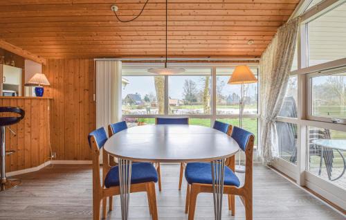 Rudkobing House | Lovely Home In Rudkøbing With Kitchen