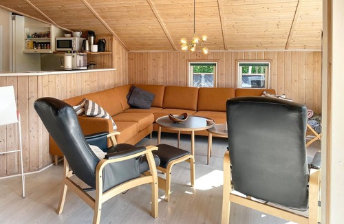 Spodsbjerg House | Lovely home in Rudkøbing with WiFi