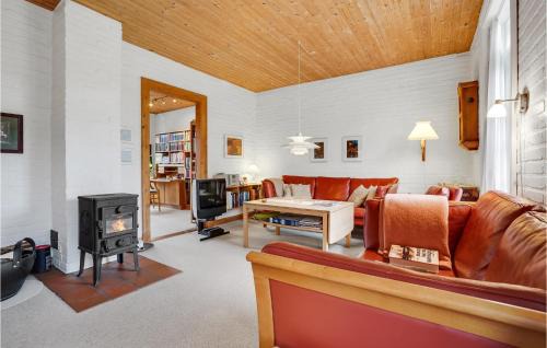 Sønderborg House | Lovely Home In Sønderborg With Kitchen