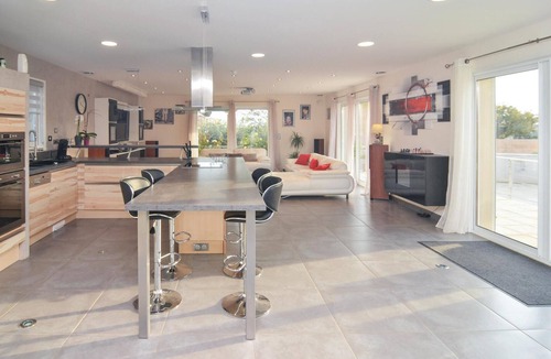 Saint-Gilles House | Lovely home in Saint-Gilles