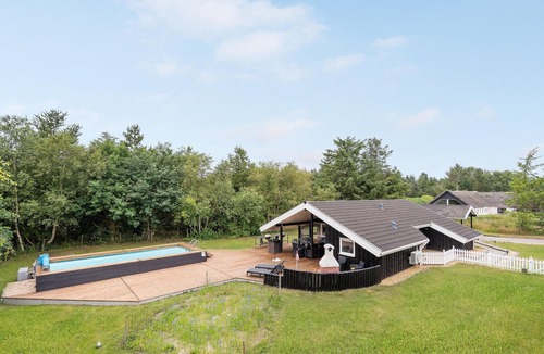 Saltum House | Lovely home in Saltum with kitchen