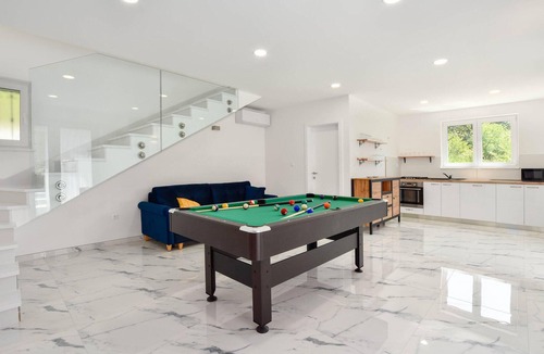 Suhac House | Lovely home in Sinj with private swimming pool, can be inside or outside