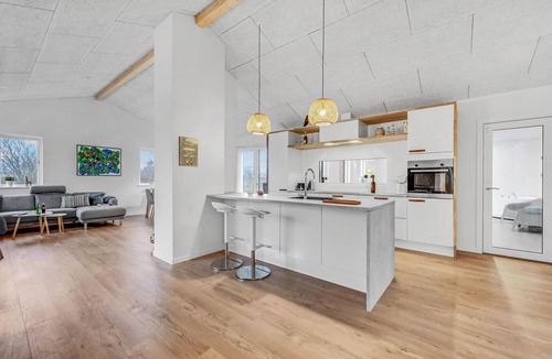 Skjern House | Lovely home in Skjern with sauna