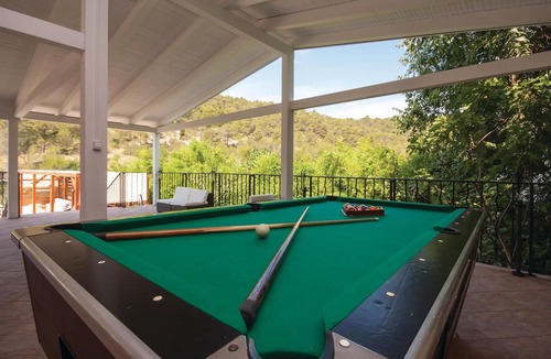 Skradin House | Lovely home in Skradin with sauna