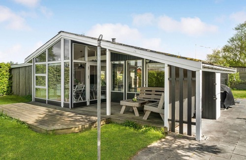 Frolunde House | Lovely home in Slagelse with WiFi