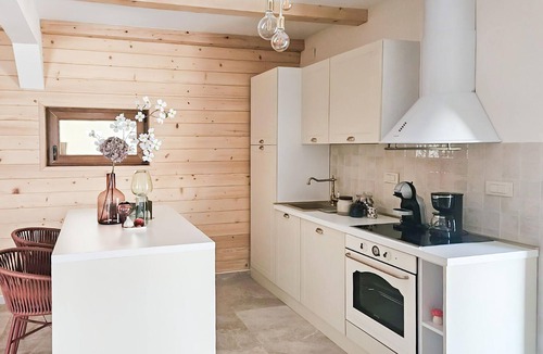 Smiljan House | Lovely home in Smiljan with sauna