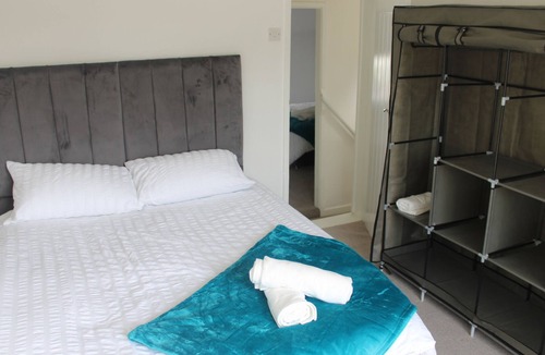 Curdworth Villa | Lovely Home In Sutton Coalfield, Birmingham.