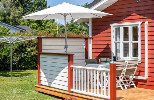 Skovmose House | Lovely home in Sydals with WiFi
