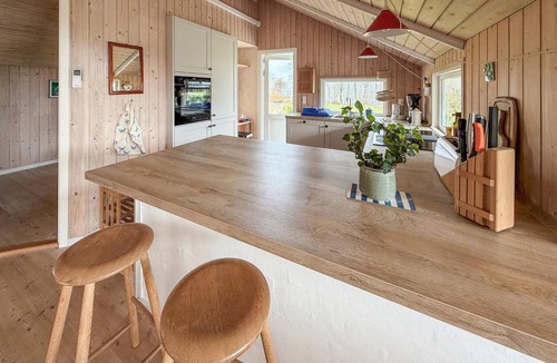 Mommark Strand House | Lovely home in Sydals with sauna