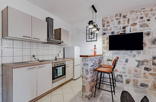 Vela Luka House | Lovely home in Tankaraca with house sea view
