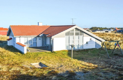 Klitmoller House | Lovely home in Thisted with sauna