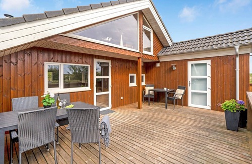 Thyholm House | Lovely home in Thyholm with sauna