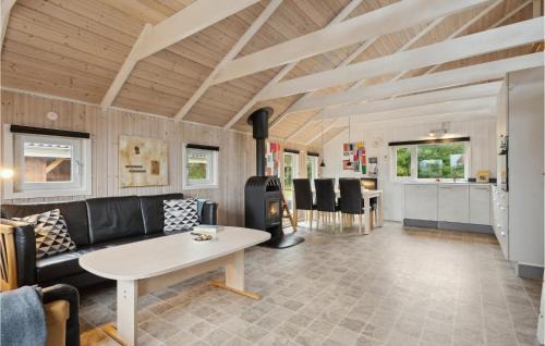 Thyholm House | Lovely Home In Thyholm With Sauna