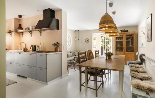 Hov House | Lovely Home In Tranekær With Wifi