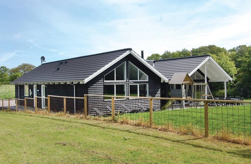 Lohals House | Lovely home in Tranekær with sauna
