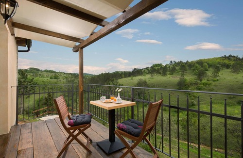 Trviz House | Lovely home in Trviz with swimming pool