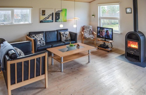 Sønder Nissum House | Lovely home in Ulfborg with WiFi